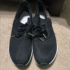 Women's Black Athletic Shoes